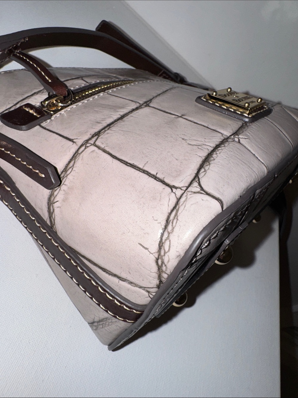 Dooney & Bourke Denison Domed Crossbody Bag Croc Embossed Leather - Picture 6 of 16